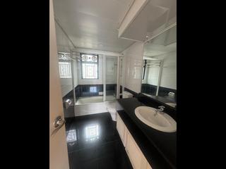 Mid Levels Central - The Grand Panorama Block 2 08