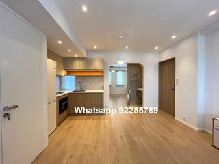 Sai Ying Pun - Golden Phoenix Court 03