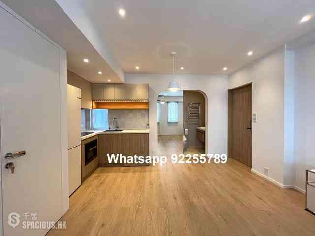 Sai Ying Pun - Golden Phoenix Court 03