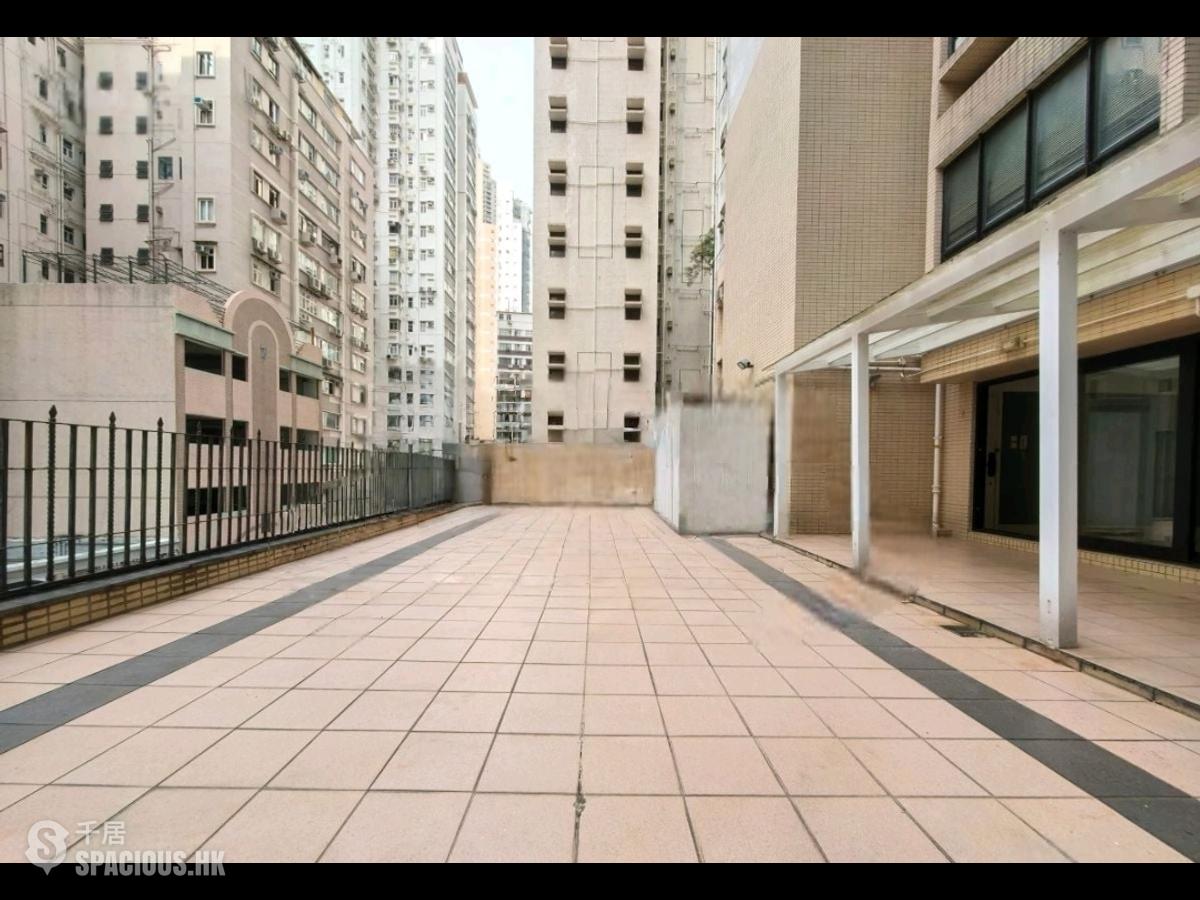 Happy Valley - Majestic Court 01