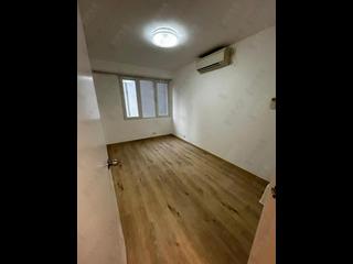 Wan Chai - Phoenix Court Block 1 03