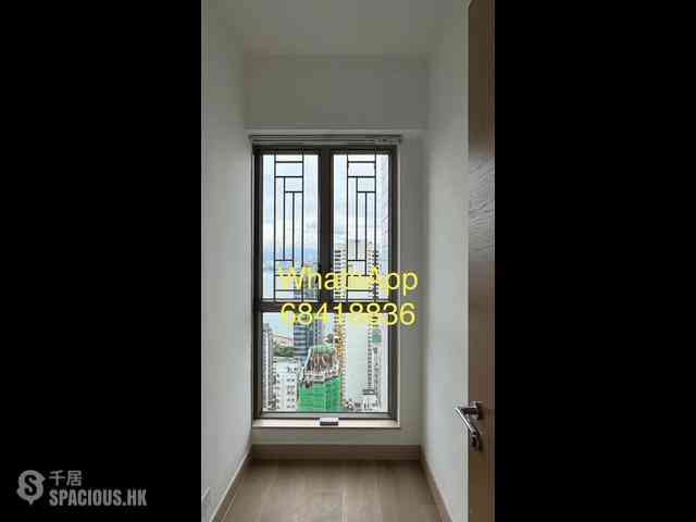 Sai Ying Pun - Island Crest 06