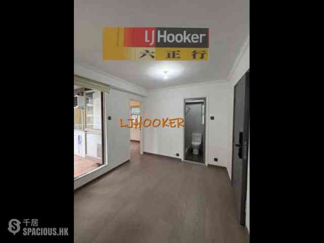 Soho - King Ho Building 03