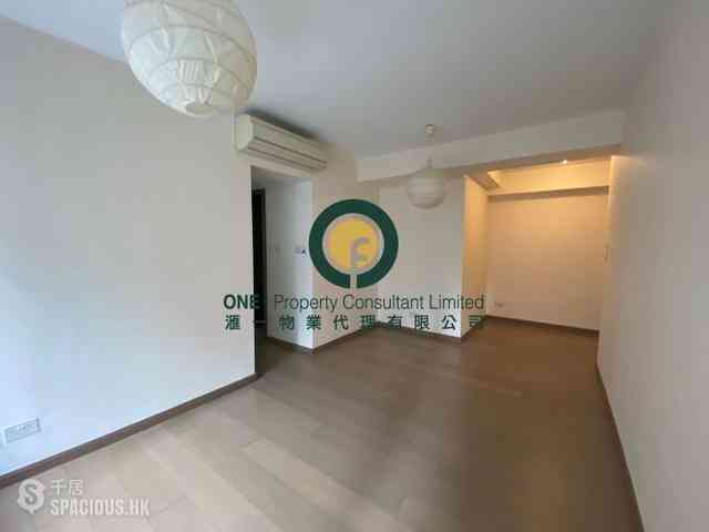 Soho - Centrepoint 02