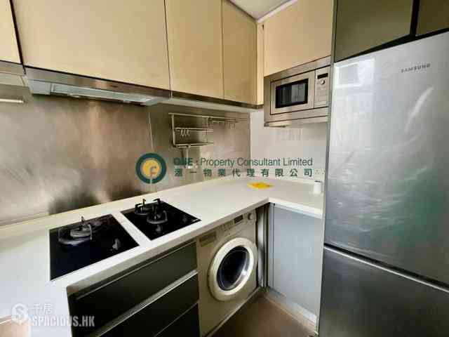 Sai Ying Pun - Island Crest 03