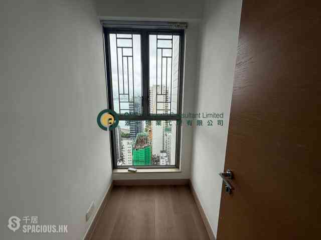 Sai Ying Pun - Island Crest 05