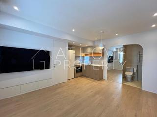Sai Ying Pun - Golden Phoenix Court 02