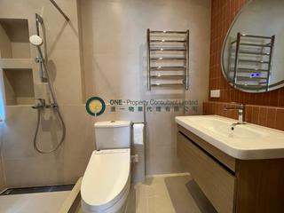 Sai Ying Pun - Golden Phoenix Court 05
