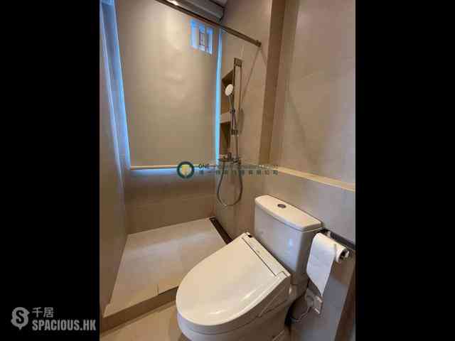 Sai Ying Pun - Golden Phoenix Court 06