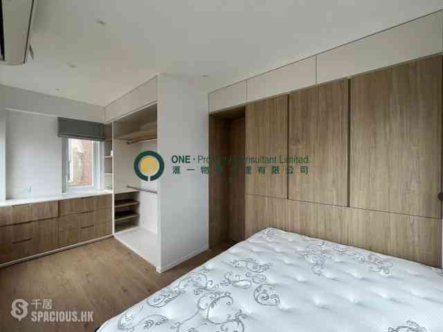 Sai Ying Pun - Golden Phoenix Court 10