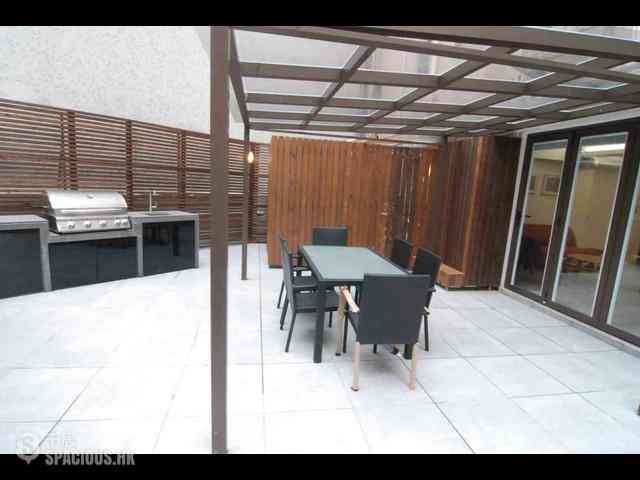 Sai Ying Pun - Golden Phoenix Court 05