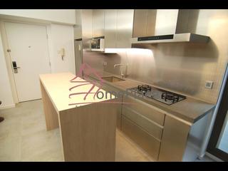 Sai Ying Pun - Golden Phoenix Court 08