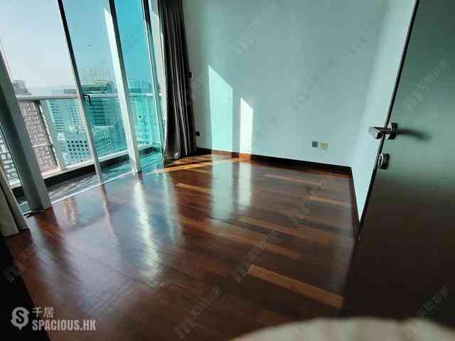 Wan Chai - J Residence 07
