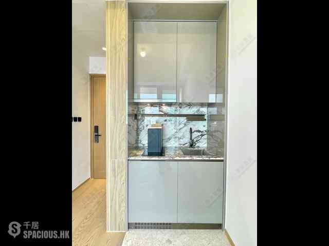 Jordan - Topside Residences 07