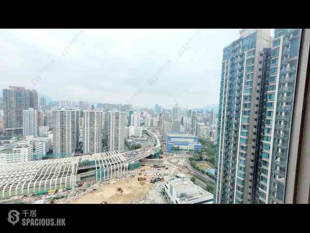 Yau Ma Tei - The Coronation Tower 1 06