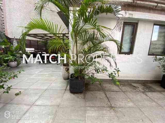 Sai Ying Pun - Golden Phoenix Court 05