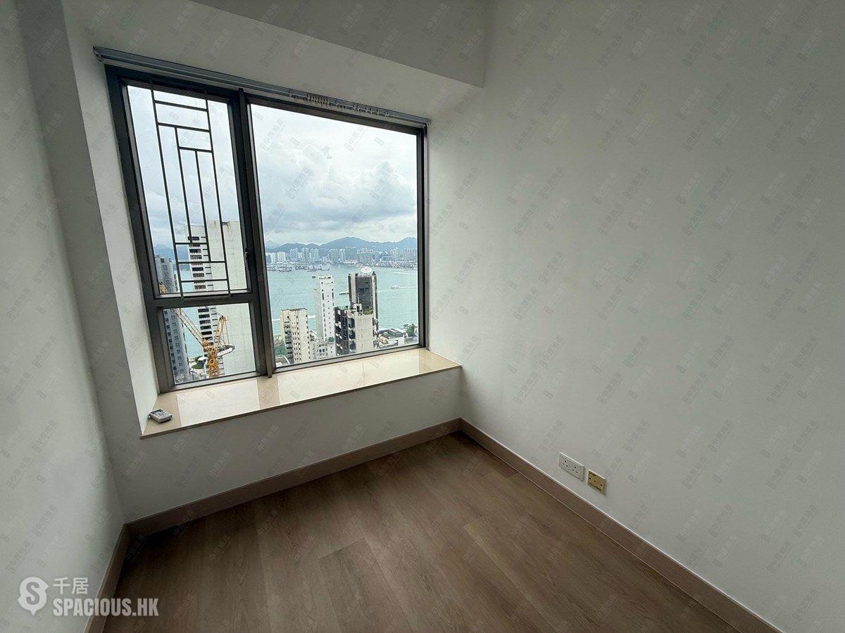 Sai Ying Pun - Island Crest Block 2 01