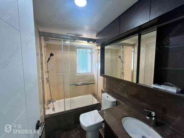 Tai Kok Tsui - Harbour Green Tower 1 10