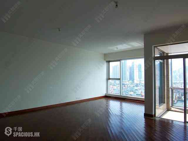 Tai Kok Tsui - One Silversea Tower 1 02