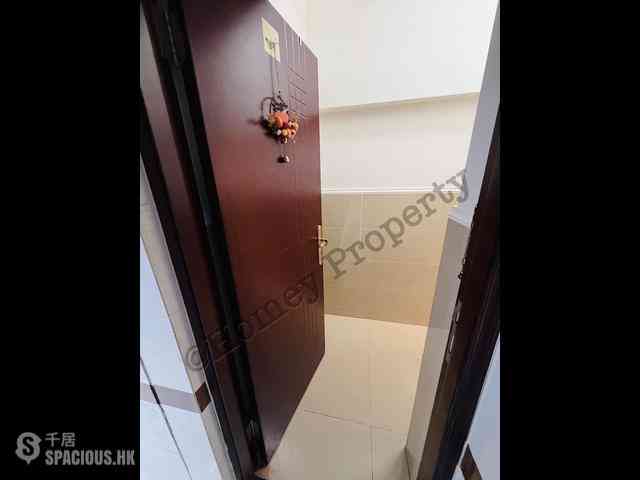 North Point - Majestic Apartments 01