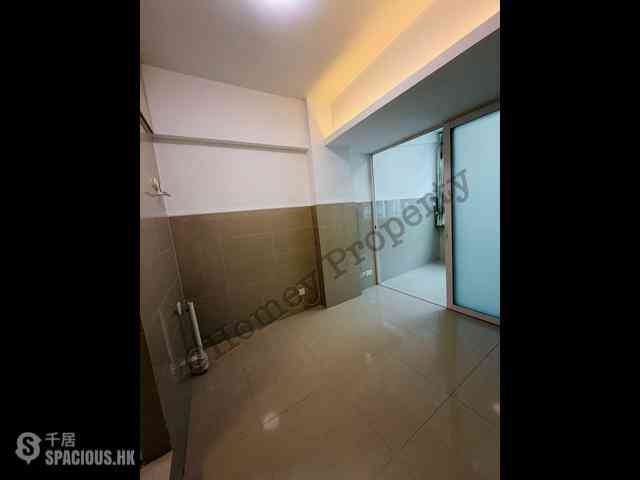 North Point - Majestic Apartments 05