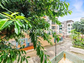 Pok Fu Lam - 18-22, Crown Terrace 02