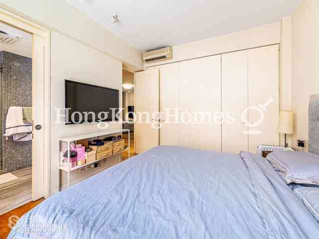 Pok Fu Lam - 18-22, Crown Terrace 06