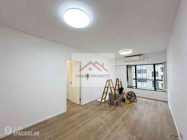 Mid Levels Central - The Grand Panorama 01