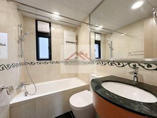 Mid Levels West - Wilton Place 07