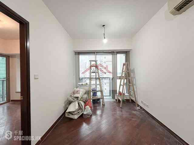 Wan Chai - The Avenue Phase 1 Block 5 02