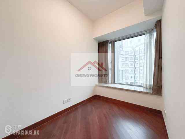 Wan Chai - The Avenue Phase 1 Block 5 06
