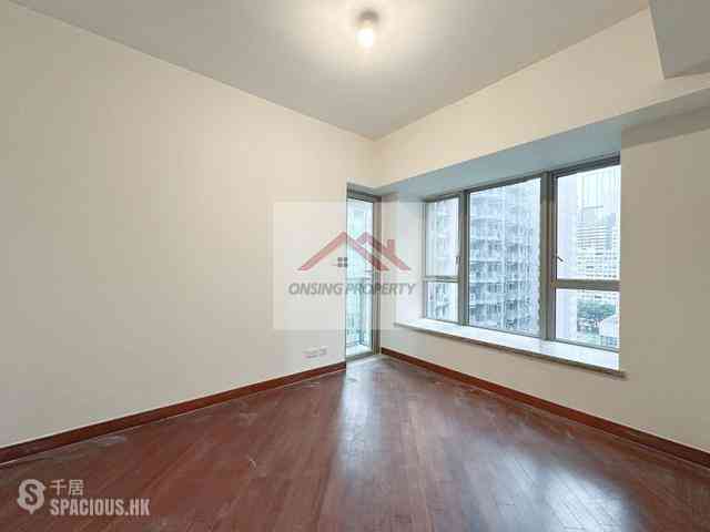 Wan Chai - The Avenue Phase 1 Block 5 04