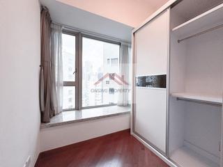 Wan Chai - The Avenue Phase 1 Block 5 07