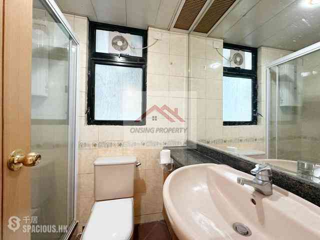 Mid Levels West - Wilton Place 04