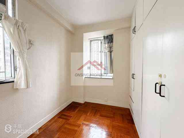 Sai Ying Pun - Wah Fai Court 05