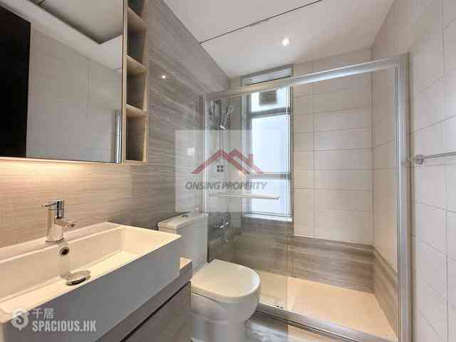 Sai Ying Pun - Island Crest 05