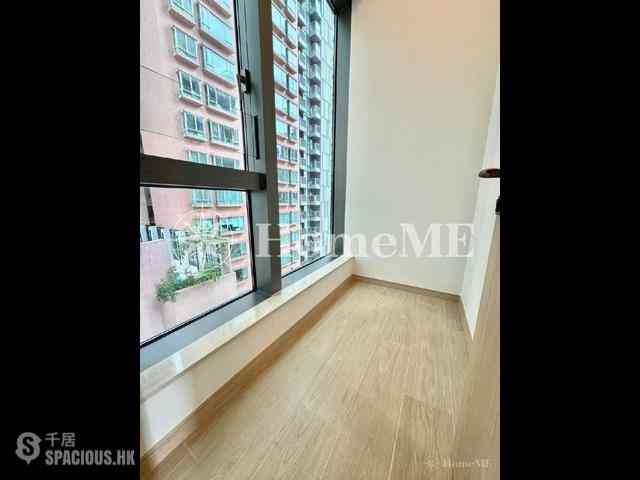 Sai Ying Pun - Upper Manor 13