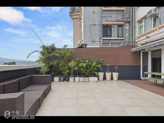 Shek Tong Tsui - Bic Wah Court 05