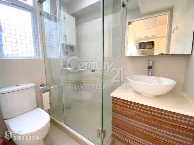 Kennedy Town - Chin Hom Court 06