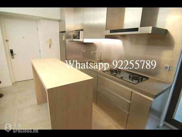 Sai Ying Pun - Golden Phoenix Court 04
