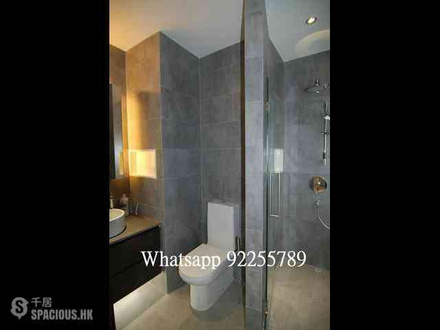 Sai Ying Pun - Golden Phoenix Court 05