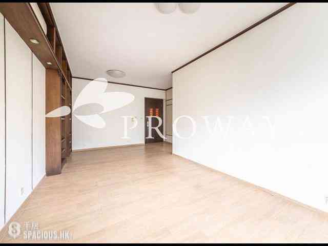 Kennedy Town - Serene Court 03