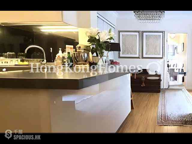 Kennedy Town - Serene Court 06