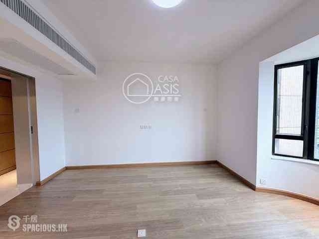Mid Levels Central - Garden Terrace 09