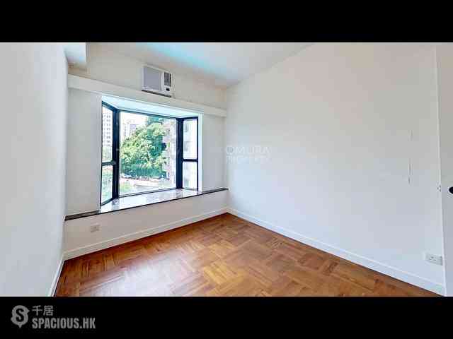 Mid Levels East - Kennedy Court 26