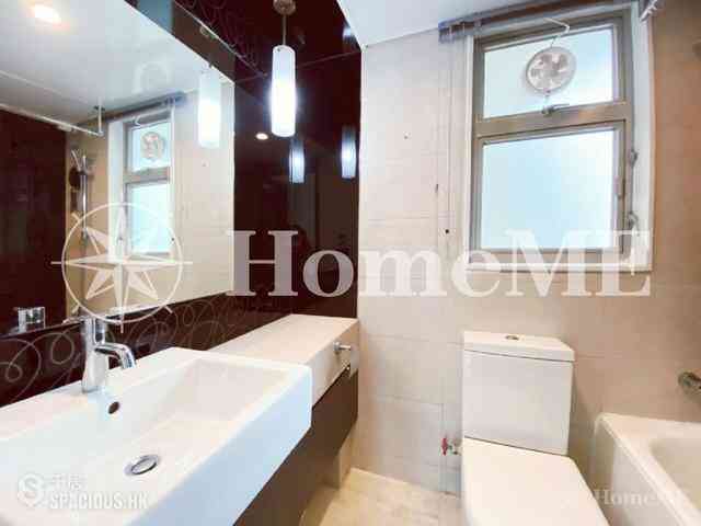 Sai Ying Pun - Centre Place 05