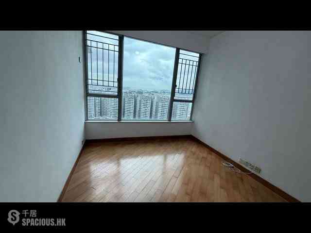 Tung Chung - Coastal Skyline 01