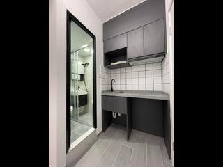 Mong Kok - Yuen Fat Building 03