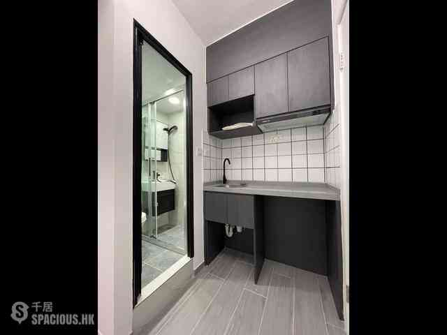 Mong Kok - Yuen Fat Building 03