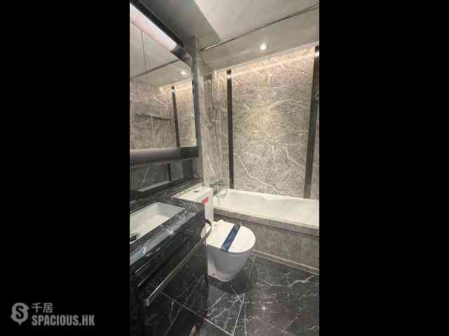 Wong Chuk Hang - The Southside Phase 3B Blue Coast Tower 2B 07